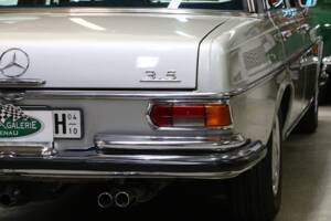 Imagen 32/38 de Mercedes-Benz 300 SEL 3.5 (1970)