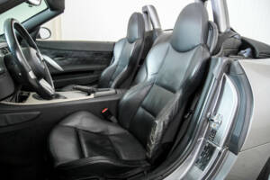Imagen 27/50 de BMW Z4 2.2i (2004)