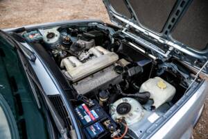 Immagine 26/28 di BMW 318i (1993)