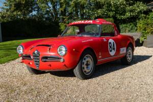 Image 3/60 of Alfa Romeo Giulia 1600 Spider (1963)