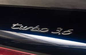 Bild 10/27 von Porsche 911 Turbo 3.6 (WLS) (1993)