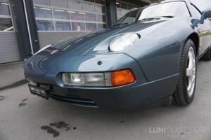 Immagine 14/46 di Porsche 928 S4 (1988)