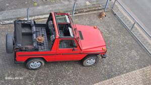 Image 14/25 de Mercedes-Benz 300 GD (SWB) (1987)