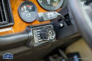 Bild 38/57 von Jaguar XJ 12 (1986)
