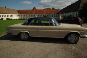 Afbeelding 8/73 van Mercedes-Benz 280 SE (1969)