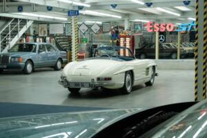 Bild 18/50 von Mercedes-Benz 300 SL Roadster (1959)