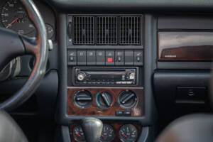Bild 39/46 von Audi Cabriolet 2.6 (2000)