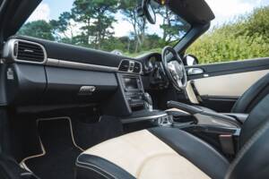 Image 40/50 of Porsche 911 Turbo S (2011)