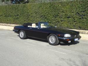 Image 14/59 of Jaguar XJS 5.3 V12 (1990)