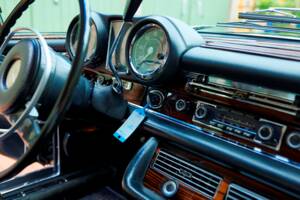 Imagen 145/199 de Mercedes-Benz 280 SE 3,5 (1971)