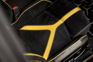 Image 16/21 of Lamborghini Aventador LP 750-4 SV (2016)
