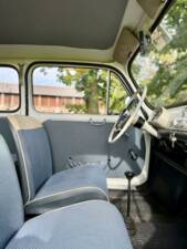 Image 19/28 of FIAT 600 D (1964)