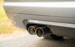 Image 14/42 of BMW M3 CSL (2003)