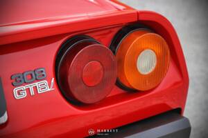 Bild 44/55 von Ferrari 308 GTBi (1981)