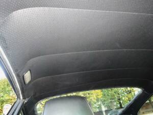 Image 29/42 of Porsche 911 Carrera 4 (1991)