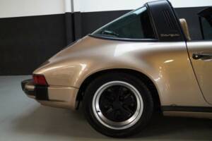Immagine 31/50 di Porsche 911 SC 3.0 (1982)
