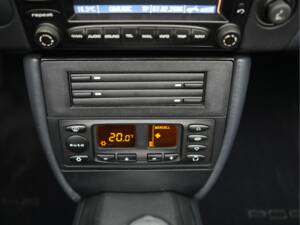 Image 18/45 de Porsche Boxster (2003)