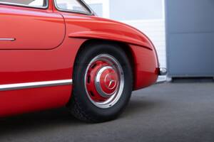 Image 24/49 of Mercedes-Benz 300 SL "Gullwing" (1955)
