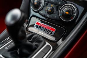 Image 28/47 of Mercedes-Benz SL 600 (2004)