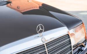Bild 9/38 von Mercedes-Benz 500 E (1991)