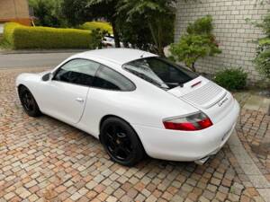 Bild 5/17 von Porsche 911 Carrera 4 (1999)