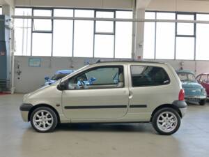 Bild 32/40 von Renault Twingo 1.2 (2000)