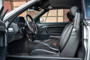 Bild 24/38 von Mercedes-Benz SL 500 (2000)