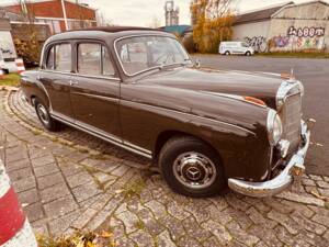 Image 5/43 of Mercedes-Benz 220 S (1956)