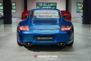 Bild 8/23 von Porsche 911 Carrera 4S (2006)