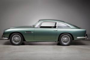 Image 13/26 de Aston Martin DB 4 Vantage (1962)