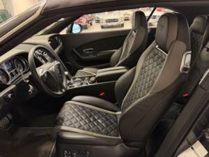Image 20/22 of Bentley Continental GTC V8 S (2017)