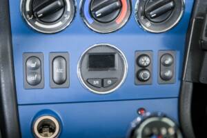 Image 28/50 of BMW Z3 2.2i (2001)