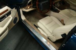 Image 11/49 de Jaguar XJS 4.0 (1995)