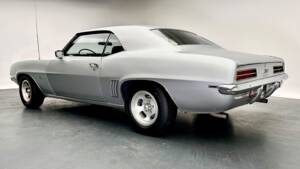 Image 4/14 of Chevrolet Camaro (1969)
