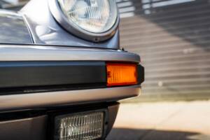 Bild 51/58 von Porsche 911 Carrera 3.2 (WTL) (1988)