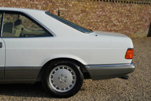 Image 14/50 of Mercedes-Benz 560 SEC (1987)