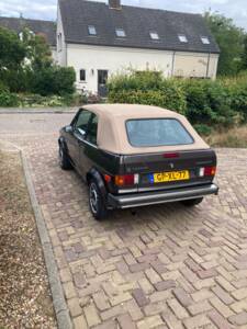 Immagine 3/10 di Volkswagen Golf I Cabrio GLi 1.8 (1986)