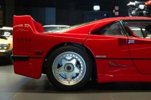 Image 22/50 de Ferrari F40 (1991)