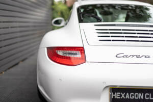 Image 6/38 of Porsche 911 Carrera GTS (2011)