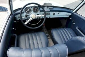Image 26/43 of Mercedes-Benz 190 SL (1957)