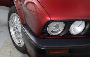 Bild 8/33 von BMW 318i (1993)