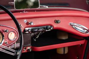 Image 42/50 of Austin-Healey 3000 Mk II (BN7) (1962)