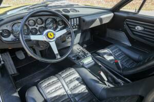 Afbeelding 3/50 van Ferrari 365 GTB/4 Daytona (1971)