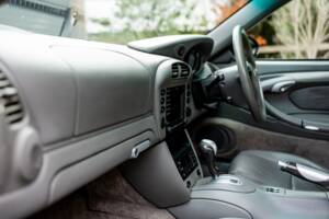 Image 34/50 of Porsche 911 Carrera 4S (2002)