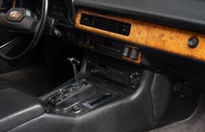 Image 18/26 of Jaguar XJ-S V12 Lynx Eventer (1985)