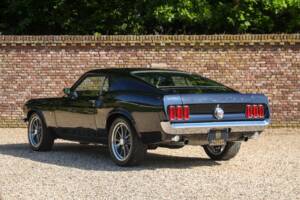 Image 2/50 of Ford Mustang 302 (1969)