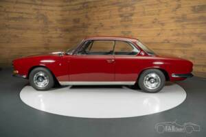 Image 16/19 of BMW 3200 CS (1965)