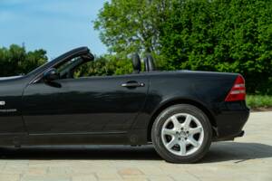Bild 17/50 von Mercedes-Benz SLK 200 Kompressor (1998)