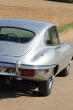 Bild 16/38 von Jaguar E-Type (2+2) (1968)