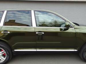 Image 26/99 of Porsche Cayenne Turbo (2007)